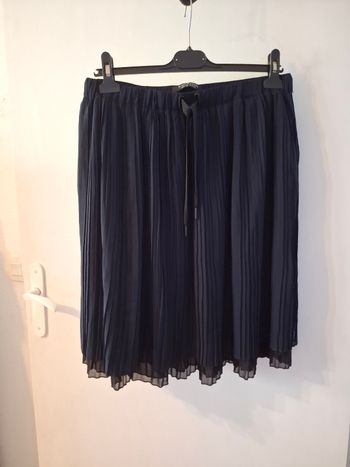 Jupe plissé scotch&soda taille M (taille38/40) mesure dans l'annonce 