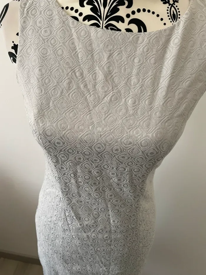 Robe fourreau grise BPC motif jacquard - Taille 38 - photo numéro 6