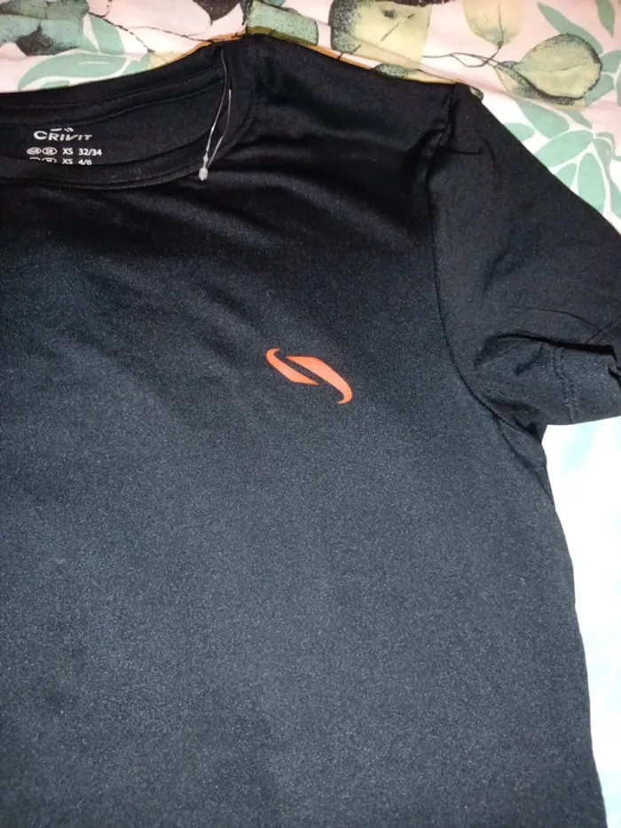 T-shirt XS - photo numéro 2