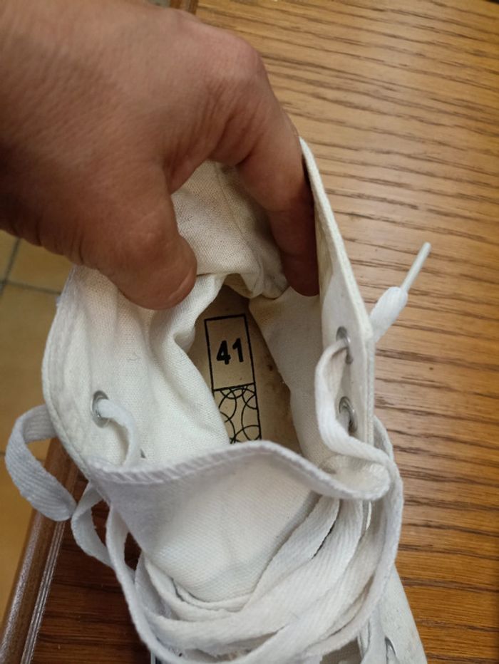 Chaussures blanches taille 41 - photo numéro 4