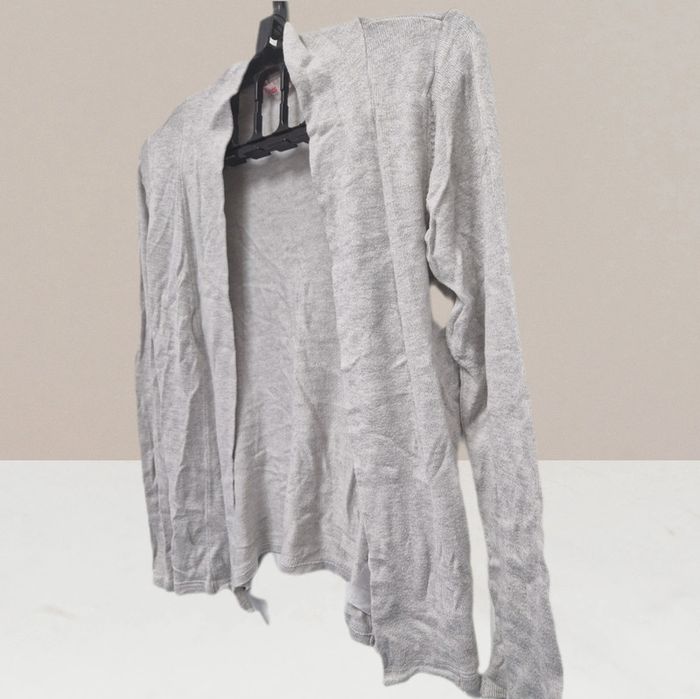 Magnifique gilet gris Kids Taille 10 ans - photo numéro 2