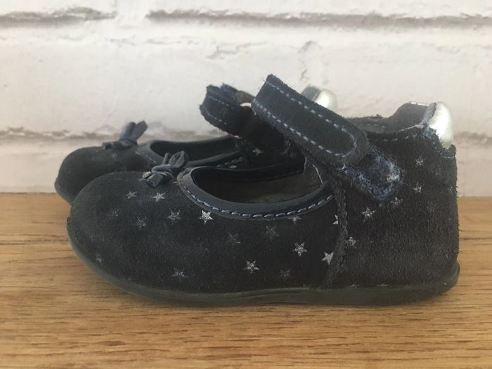 Vend chaussures - photo numéro 2