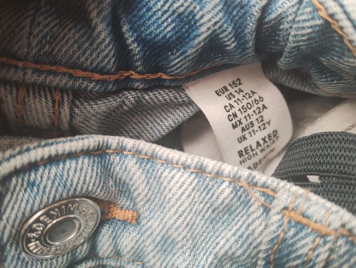 Short jean bicolore h&m 11/12 ans - photo numéro 3