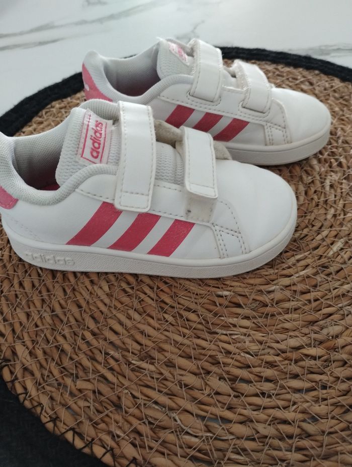 Baskets Adidas blanches et roses - photo numéro 6