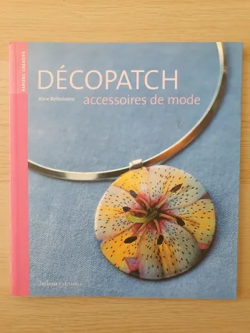 Livre Decopatch accessoires de mode