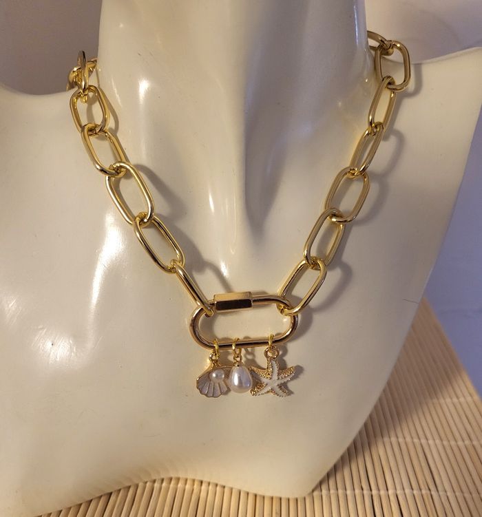 Collier