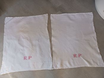 lot de 2 torchons nid d'abeille brodé RP vintage