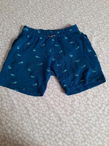 Short kiabi💫taille 10 ans 💞