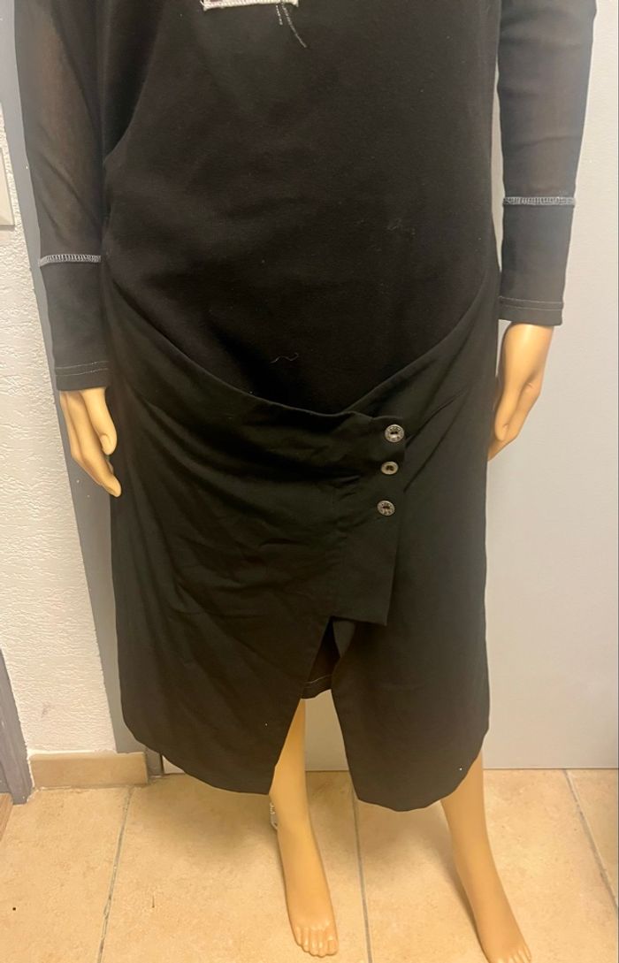 Robe noire Lewinger - photo numéro 4