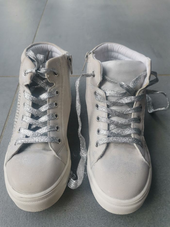 Chaussures fille pointure 34 - photo numéro 2
