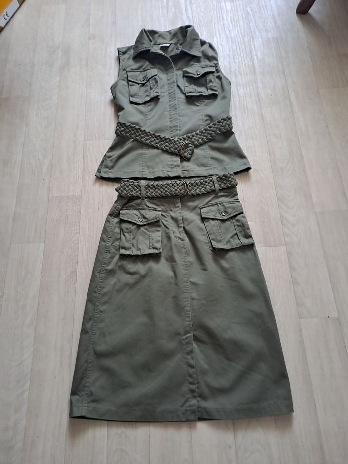 Ensemble veste chemise et jupe - photo numéro 1