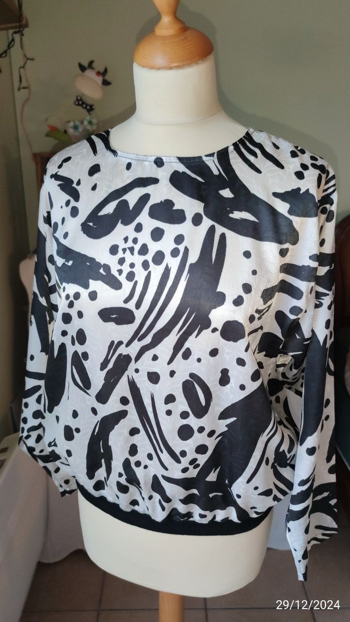 Blouse manches longues original 44/46 - photo numéro 2