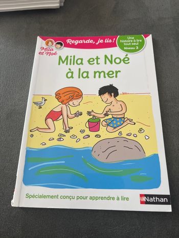 Livre Mila et Noé à la mer cp