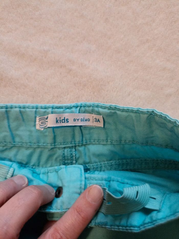 Short bleu - photo numéro 4