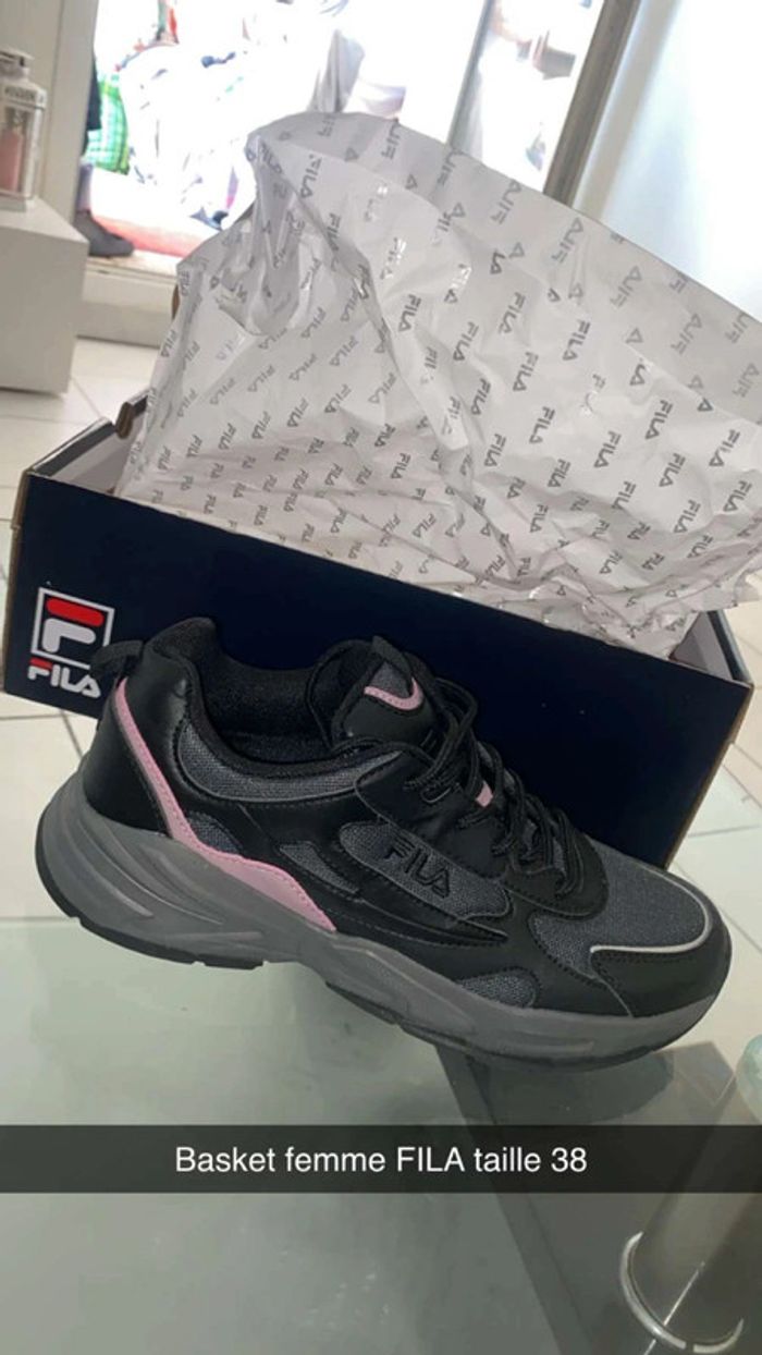 Basket fila femme neuf