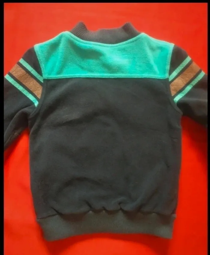 Veste polaire zippé taille 6 ans - photo numéro 2