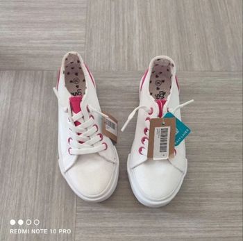 Chaussure en toile