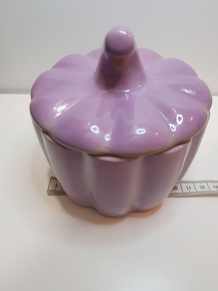 Pot avec couvercle - photo numéro 5