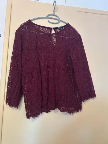 Blouse à dentelle