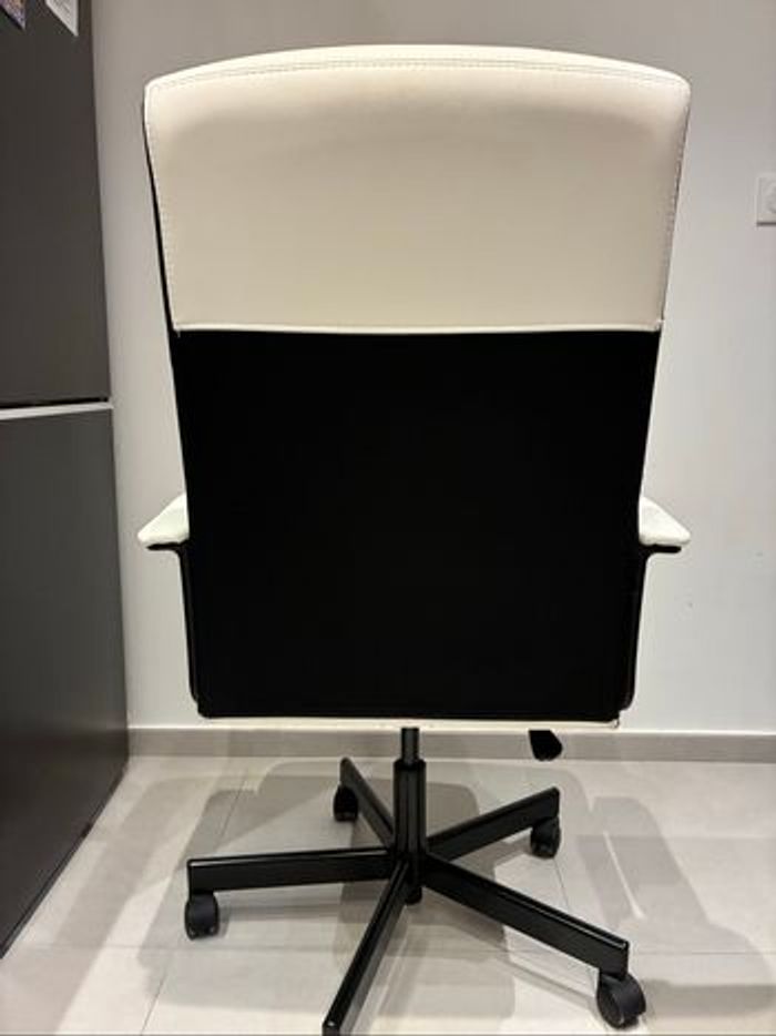 Chaise pivotante MILLBERGET blanche IKEA - photo numéro 3