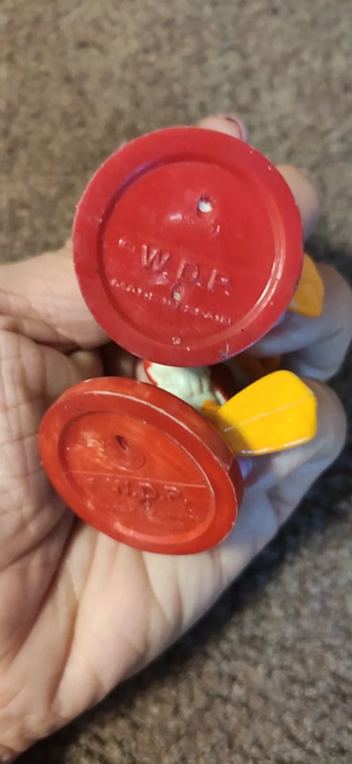 lot 2 figurines riri fifi loulou wdp - photo numéro 4