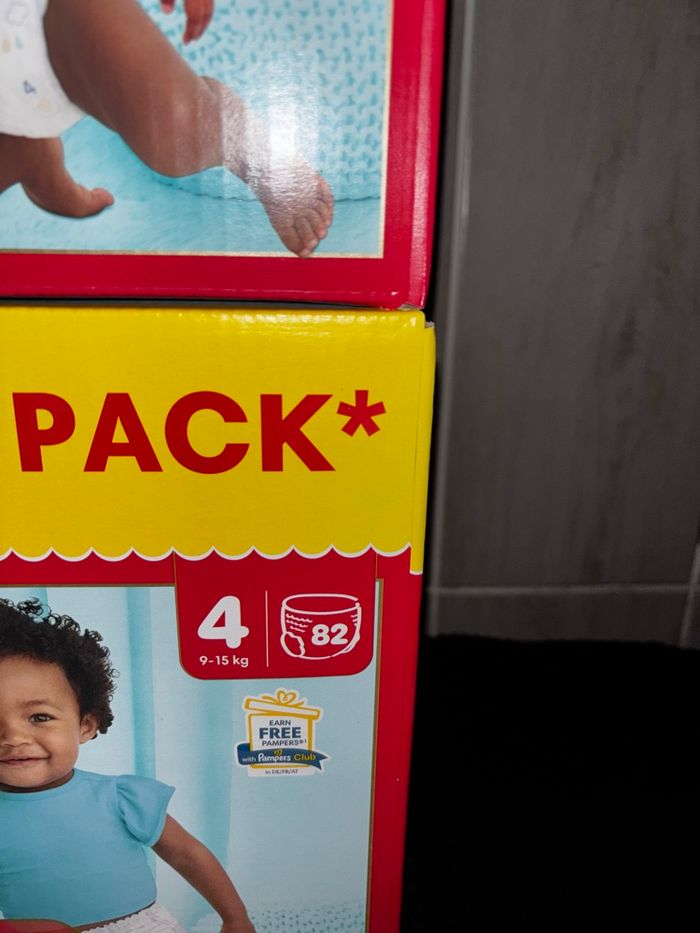 Lot de 2 Maxi Pack de 82 Couches Pampers Protection Premium Pants Neuf Dans L’emballage Taille:  4 - photo numéro 2