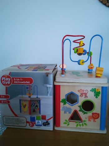 Cube d'activités 5 en 1 en bois