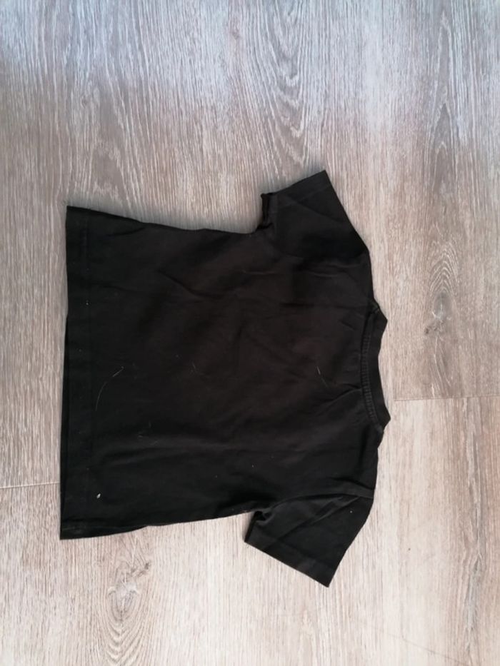 Tee shirt noir - photo numéro 4