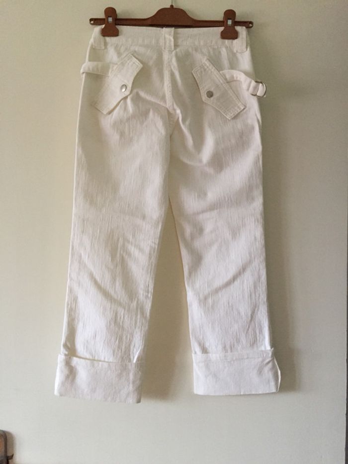 Pantacourt blanc Jennyfer Taille 36 - photo numéro 2