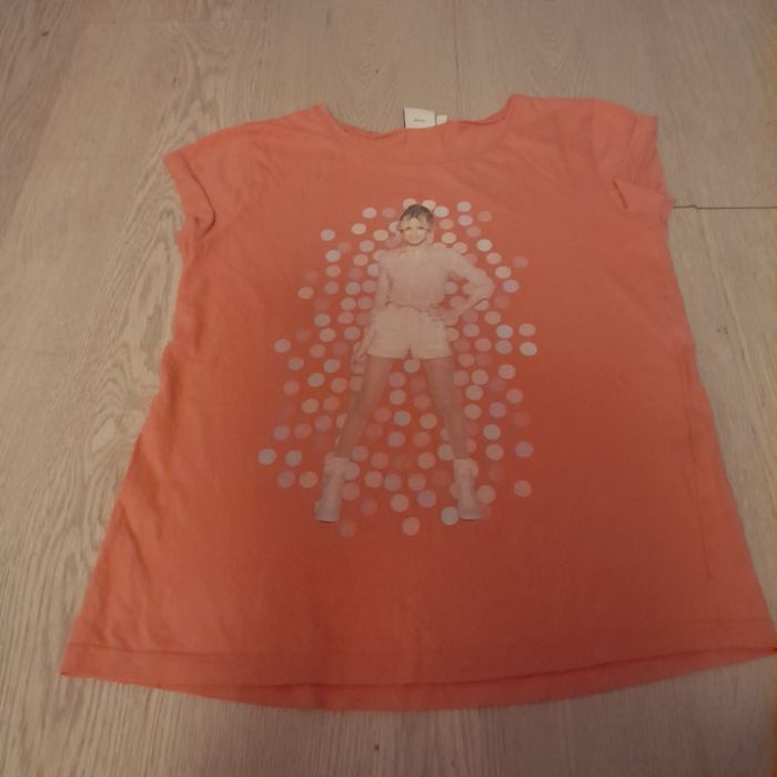 Vend Tee-shirt fille taille 12 ans violetta