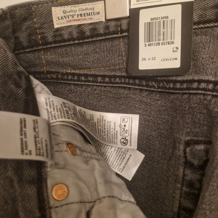 Levis 501 - photo numéro 2