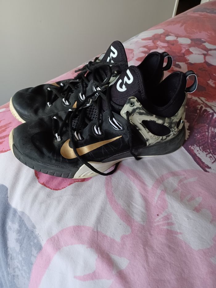 Chaussures  de basket-ball Nike Paul George Zoom pointure 45