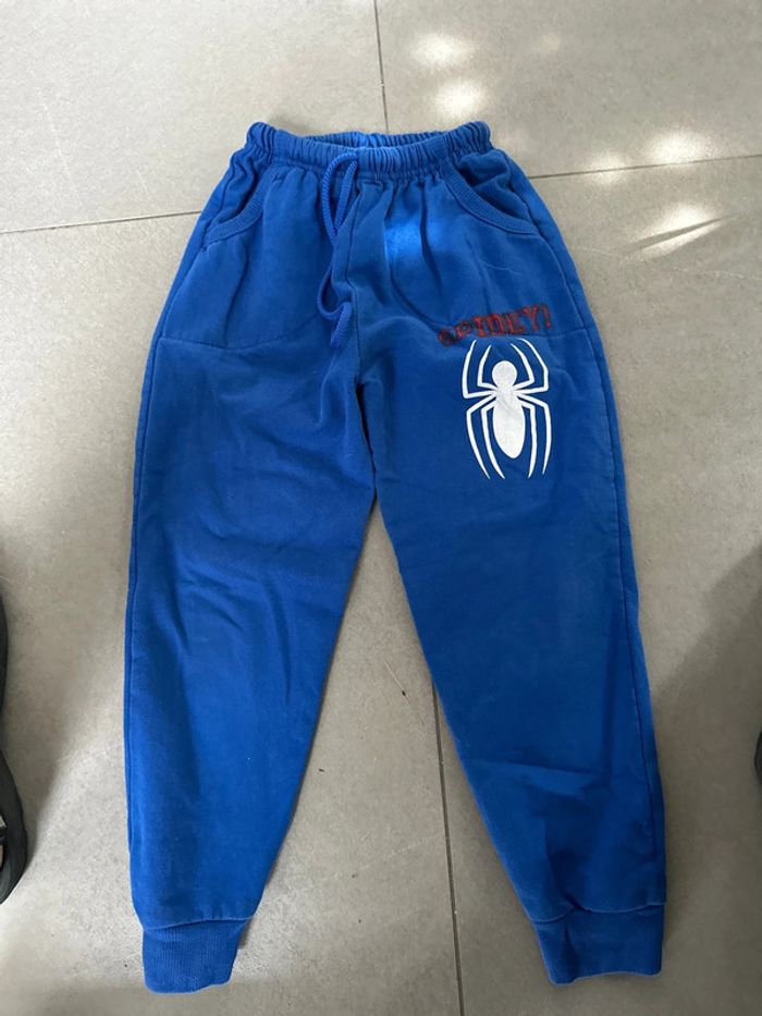 Jogging Spiderman 128