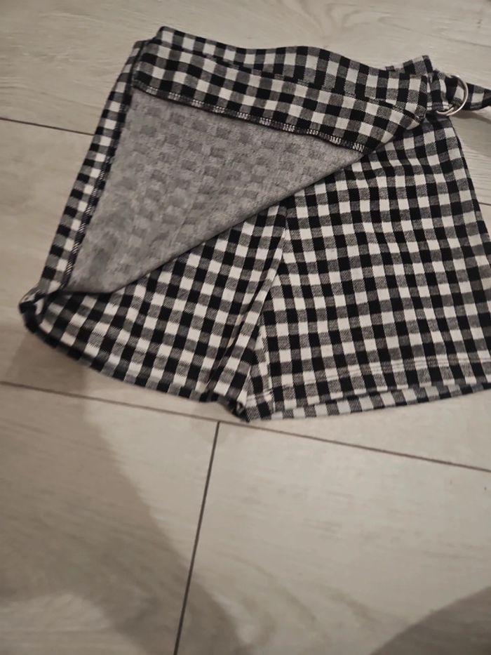 Jupe short - photo numéro 2