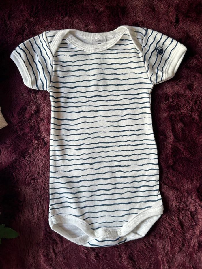 Ensemble 3 pièces 3 mois - photo numéro 10