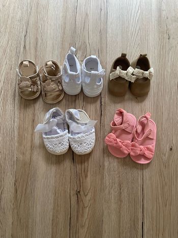 Lot chaussure 0-6 mois