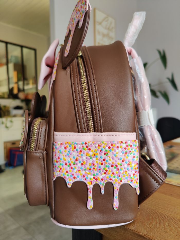 Loungefly Minnie lolipop chocolate - photo numéro 5