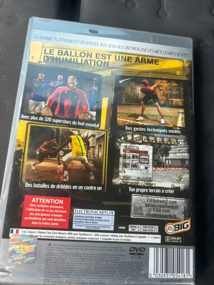 🎮 FIFA Street 2 – PS2 – Jeu de foot urbain fun et stylé 🎮 - photo numéro 3