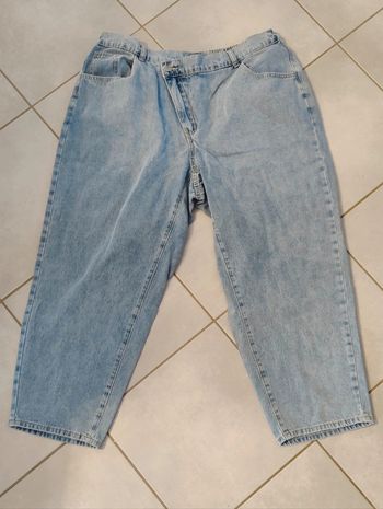 Jean taille asymétrique