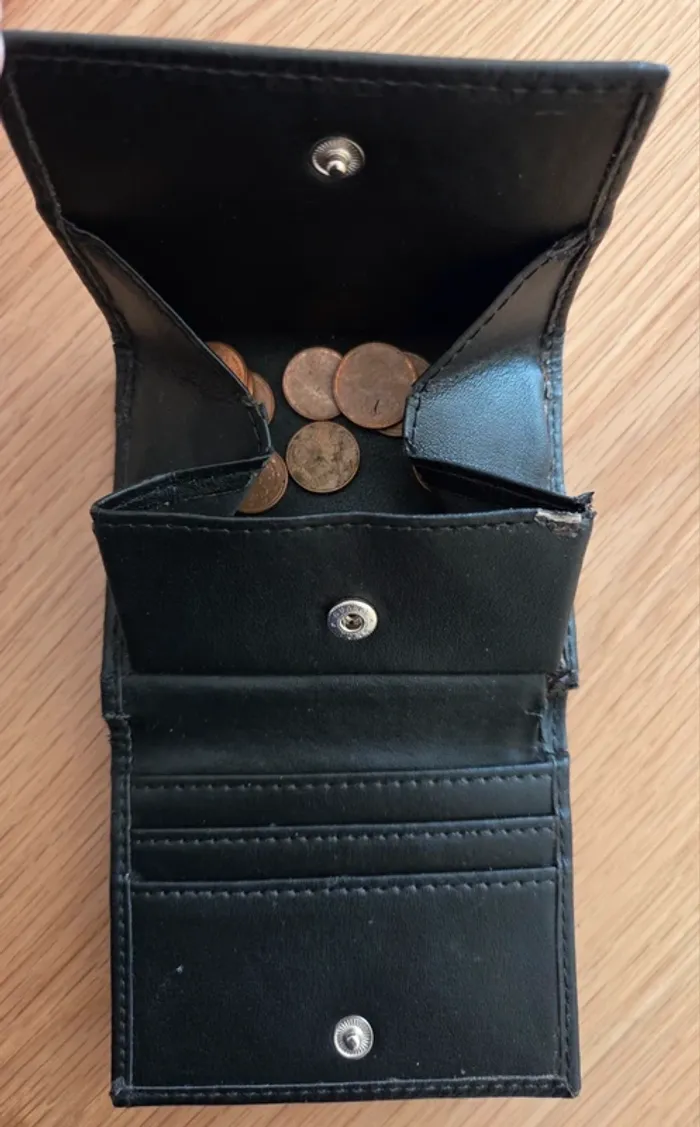 Portefeuille 💶 - photo numéro 2