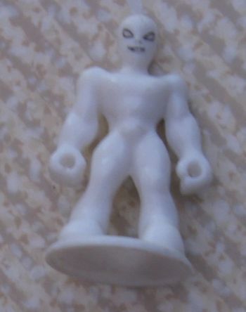 spiderman mini figurine