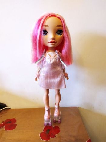 Poupée Poopsie Rainbow Surprise