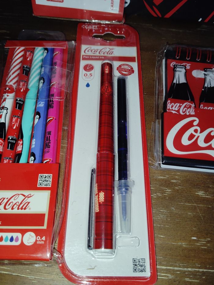 Lot d'accessoires papeterie Coca cola - photo numéro 3