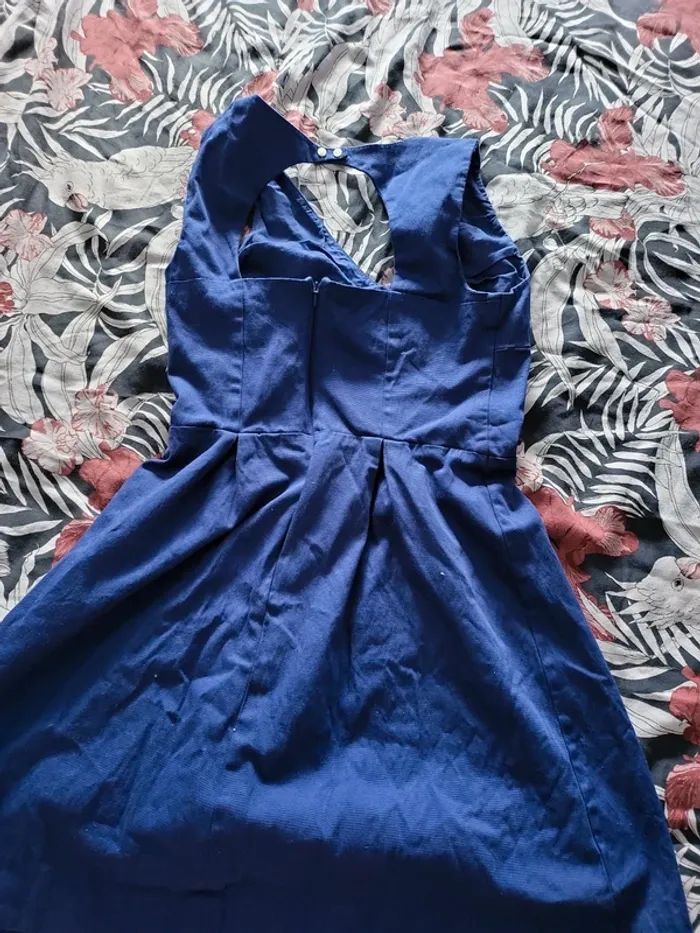 Robe taille 38 - photo numéro 2