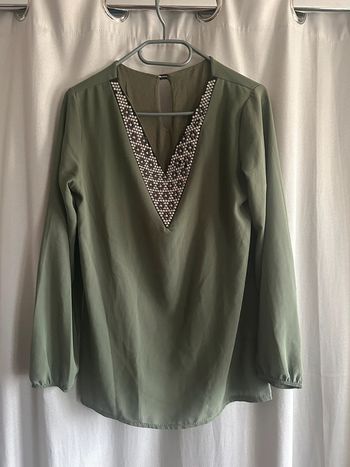 Haut vert kaki