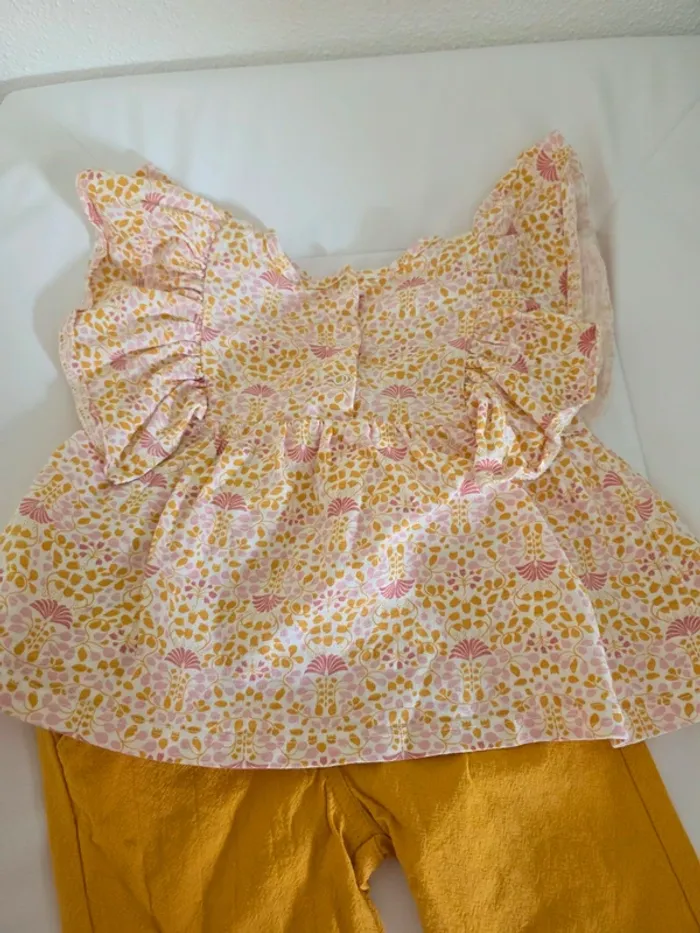 Ensemble bébé fille 12 mois - photo numéro 4