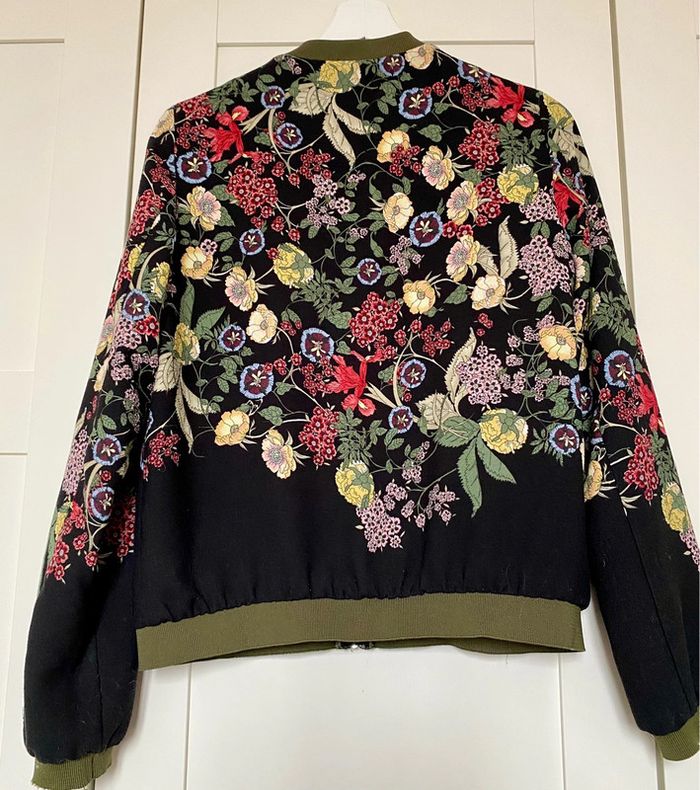 Magnifique veste fleurie Trf Zara 36🌹 - photo numéro 2