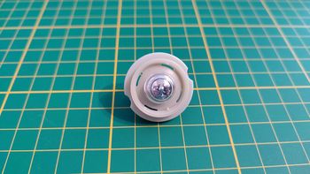 Axe jante avant pièce détachée miniature 1/18 Citroën traction 15cv 1952 Maisto #B36