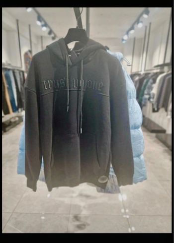 Pull à capuche ~ molletonné ~ neuf