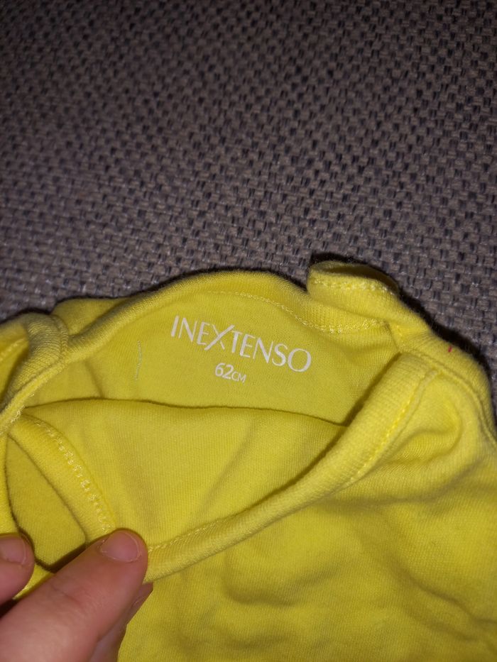 Lot 2 bodies bretelles 62 cm - photo numéro 6